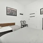Old Town Heart Of For Family & Friends By Renters Apartment *
