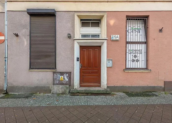 Old Town Heart Of For Family & Friends By Renters Lägenhet *